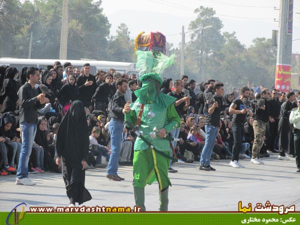 گزارش تصویری: تصاویری از عزاداری صبح عاشورا در مرودشت