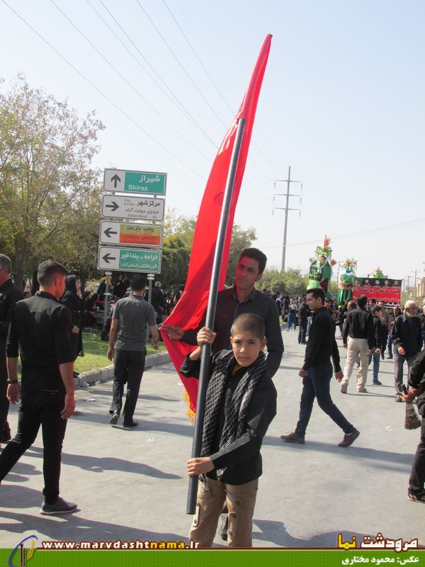 گزارش تصویری: تصاویری از عزاداری صبح عاشورا در مرودشت